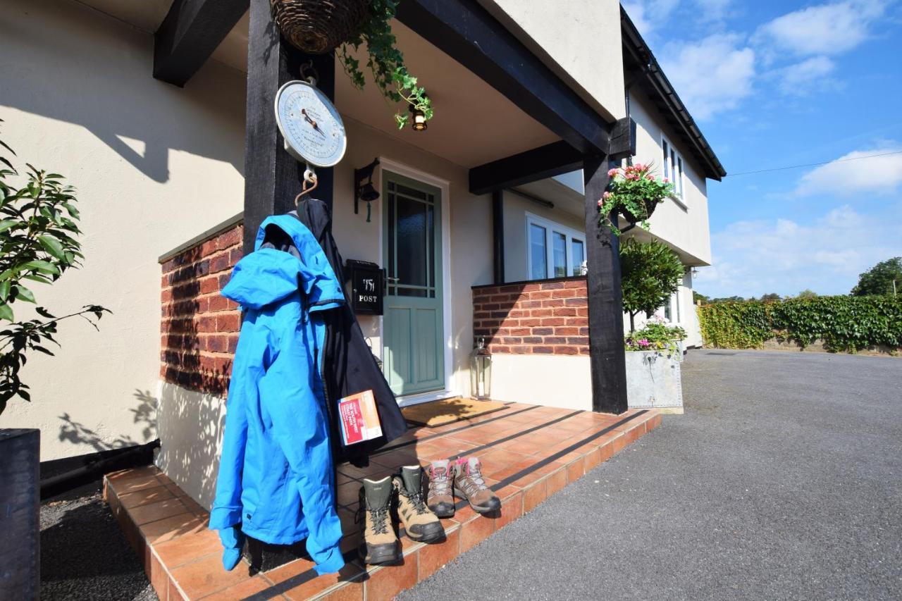 The Old Dairy B&B 림프스톤 외부 사진